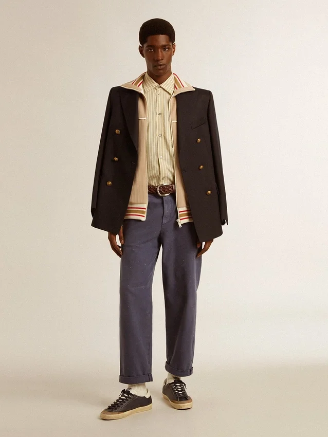 Men's chinos in blue with a lived-in effect