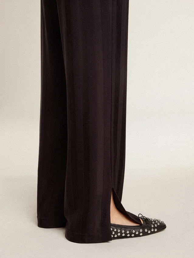 Women's joggers with ankle slit