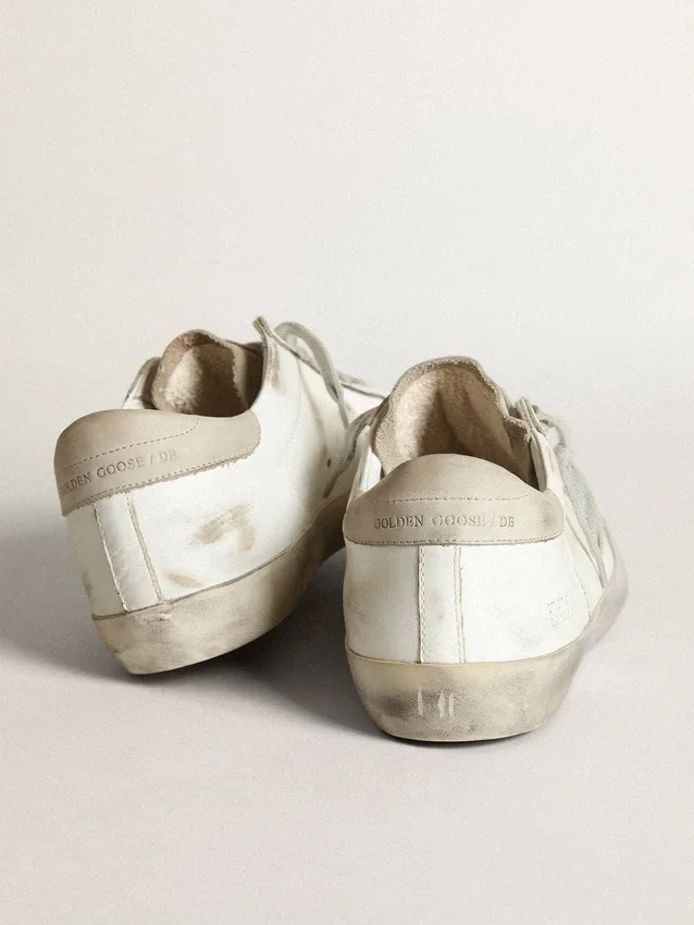 Women's Super-Star in white leather with perforated star and beige nubuck heel tab