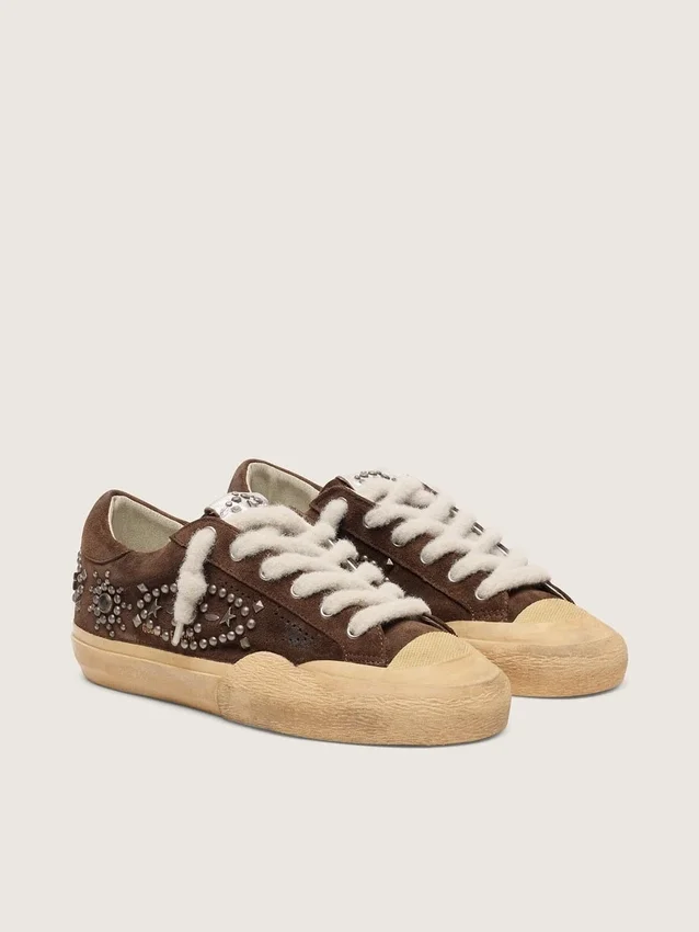 Women's Super-Star Penstar in brown suede with studs