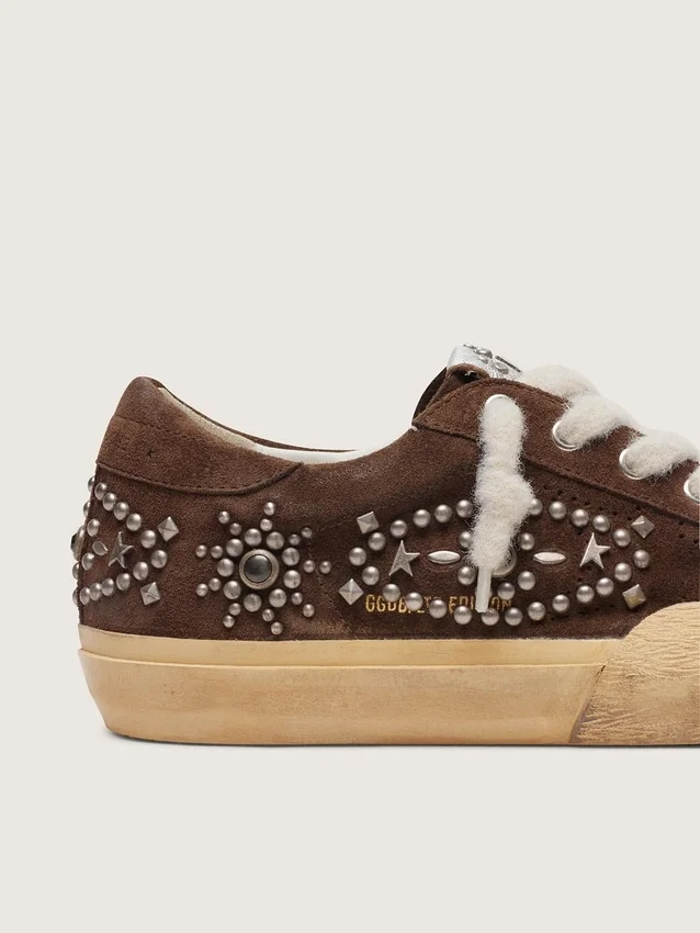 Women's Super-Star Penstar in brown suede with studs
